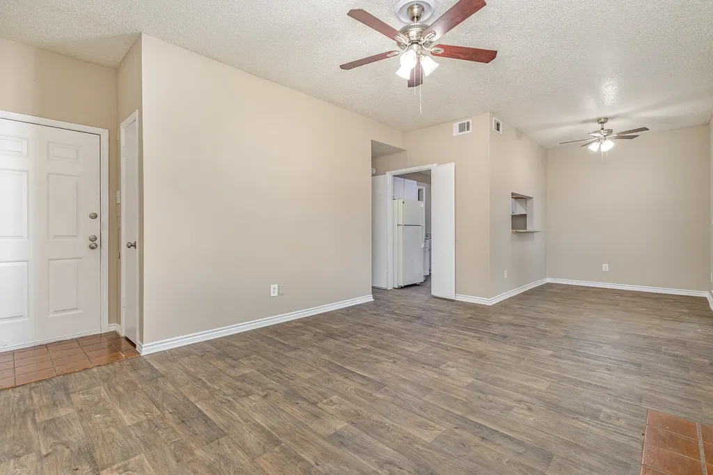 3615 W Northgate Drive Irving TX 75062