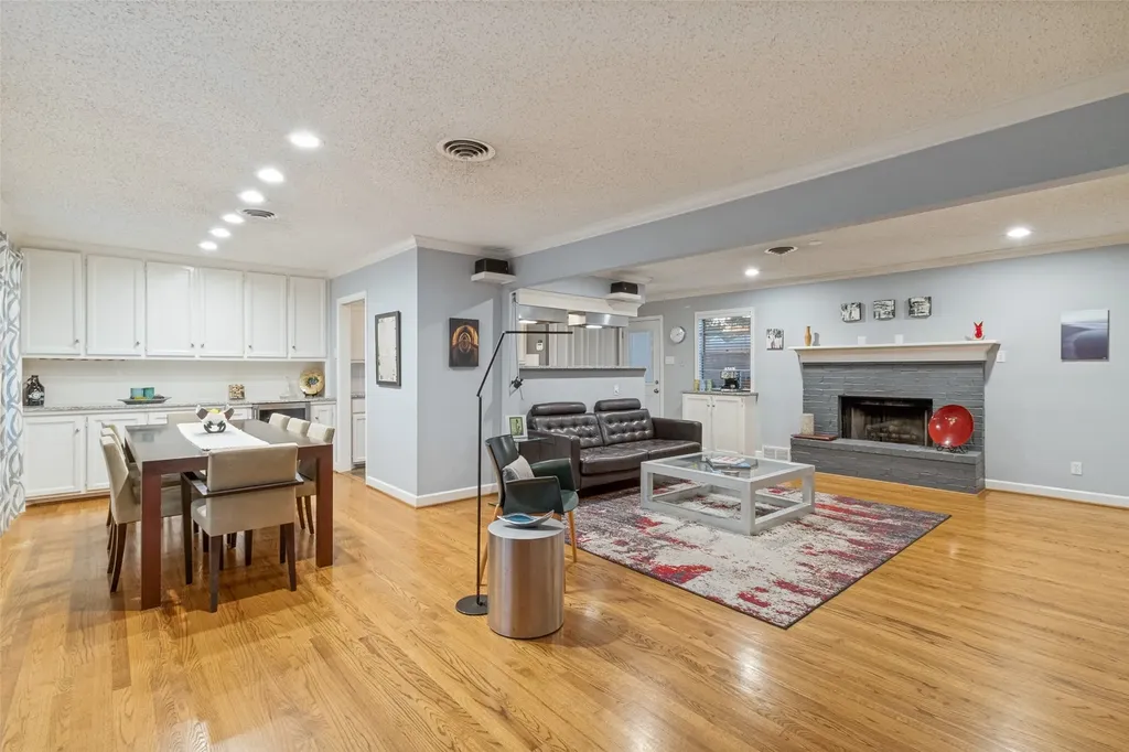10615 Longmeadow Drive Dallas TX 75238