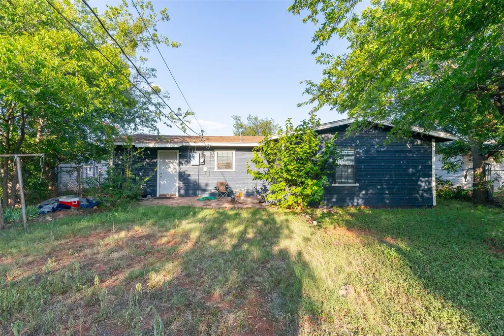 2218 N Mockingbird Abilene TX 79603
