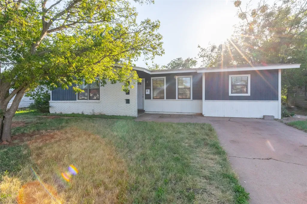 2218 N Mockingbird Abilene TX 79603