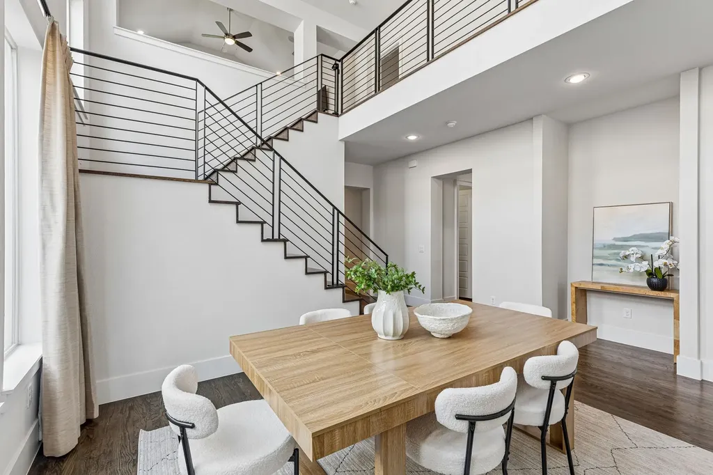 6214 Belmont Avenue Dallas TX 75214