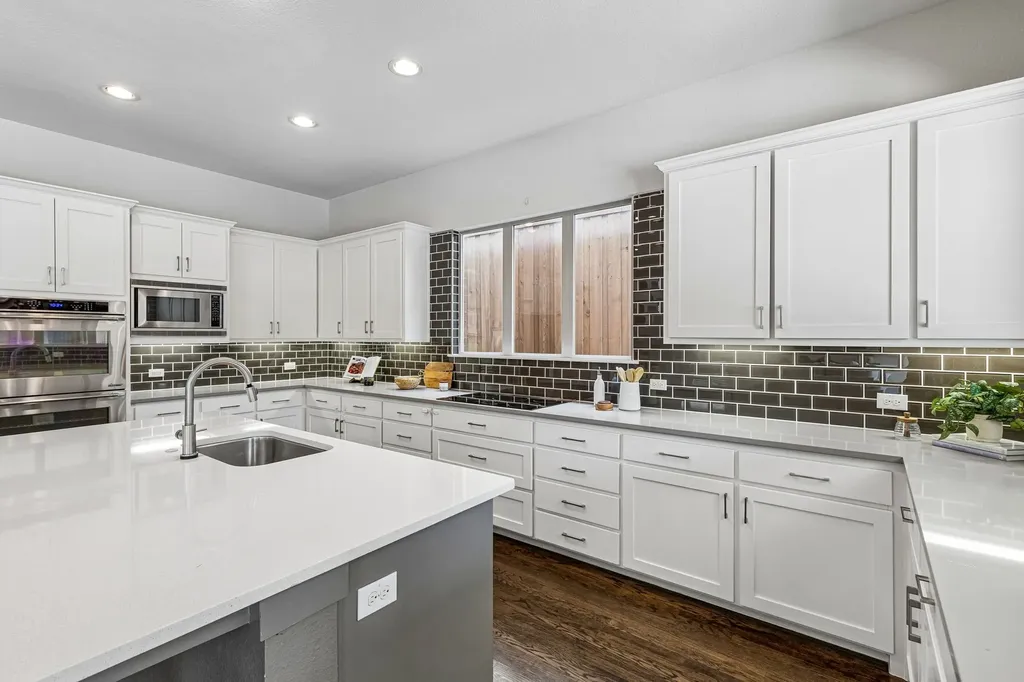6214 Belmont Avenue Dallas TX 75214