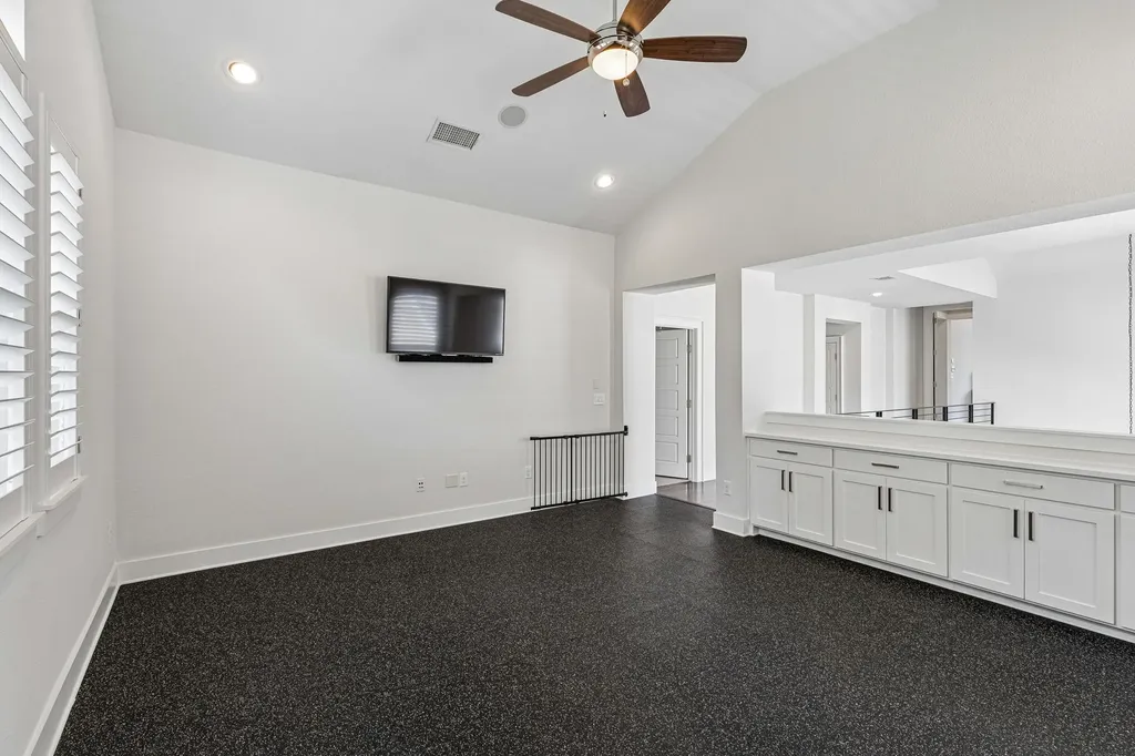 6214 Belmont Avenue Dallas TX 75214