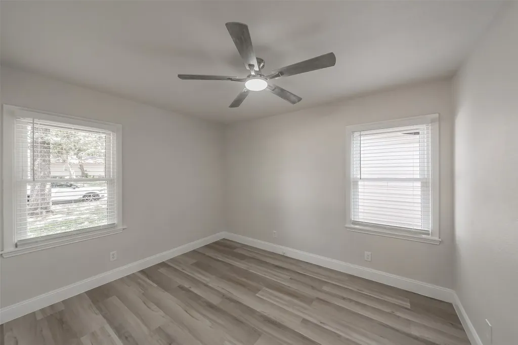 748 W Redbud Drive Hurst TX 76053