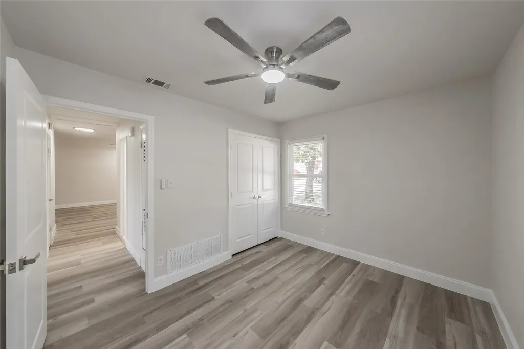 748 W Redbud Drive Hurst TX 76053