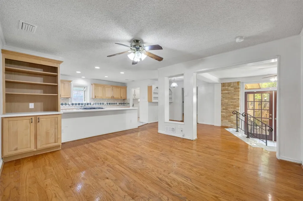 12209 Brookmeadow Lane Dallas TX 75218