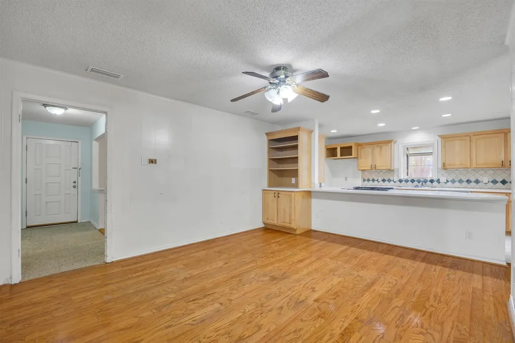 12209 Brookmeadow Lane Dallas TX 75218