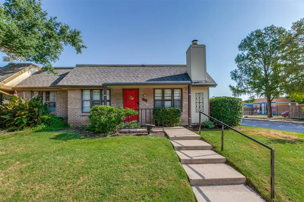 13899 Brookgreen Drive Dallas TX 75240