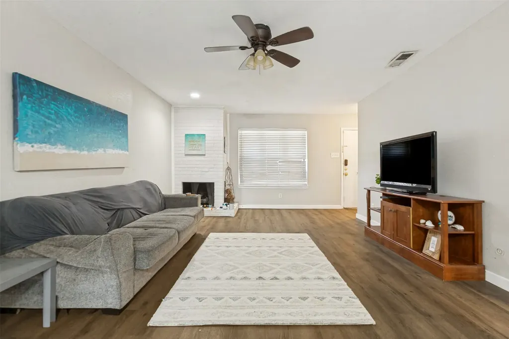 13899 Brookgreen Drive Dallas TX 75240