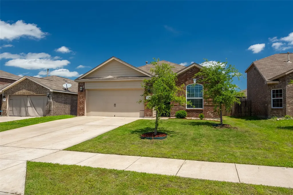 8945 Blackhaw Street Forney TX 75126