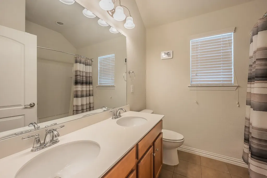 1908 Brahorn Lane Fort Worth TX 76131