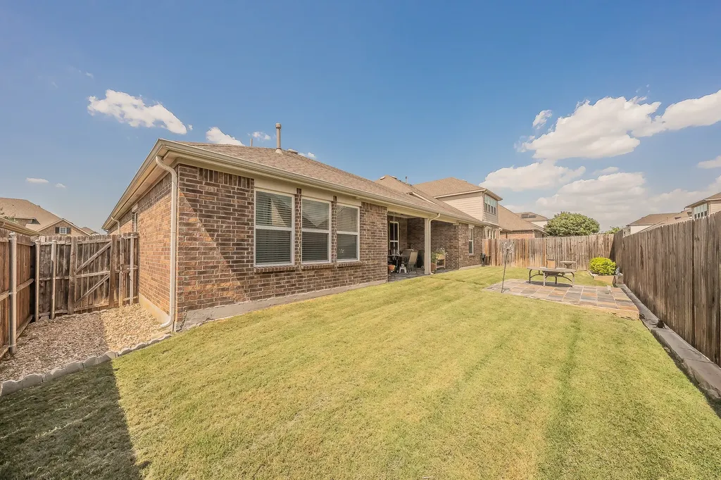 1908 Brahorn Lane Fort Worth TX 76131