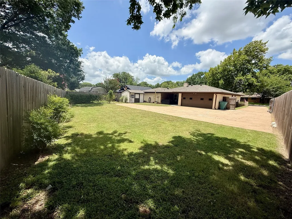 3005 Anthony Drive Sherman TX 75092