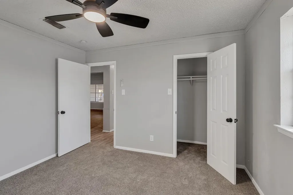 6404 Simmons Road North Richland Hills TX 76182