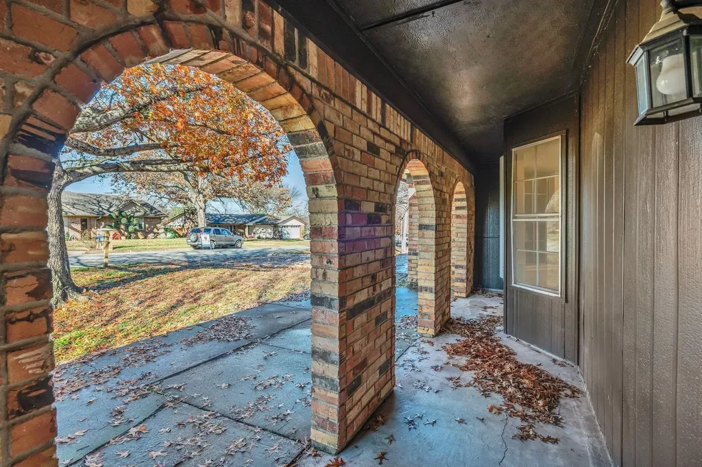 6404 Simmons Road North Richland Hills TX 76182
