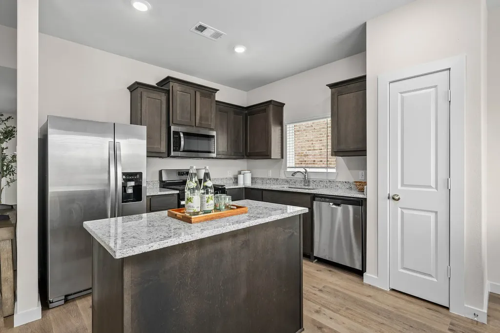 912 Sedona Drive Fort Worth TX 76108