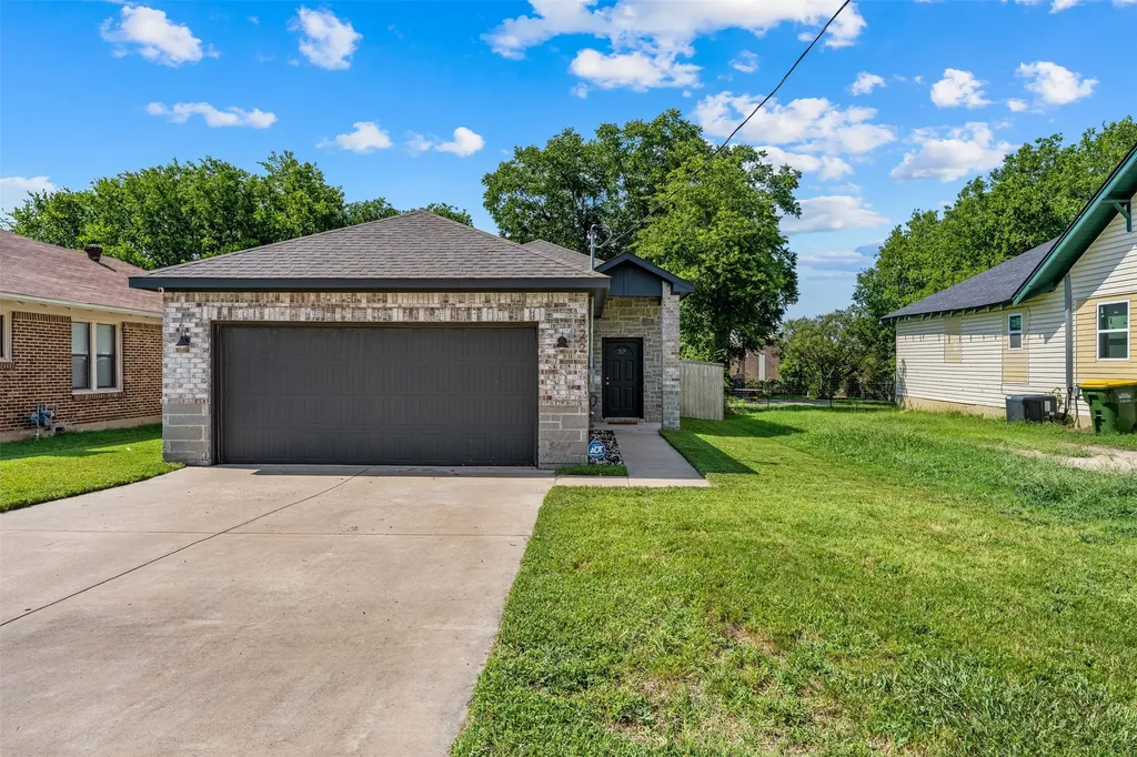 322 E Walnut Street Hillsboro TX 76645