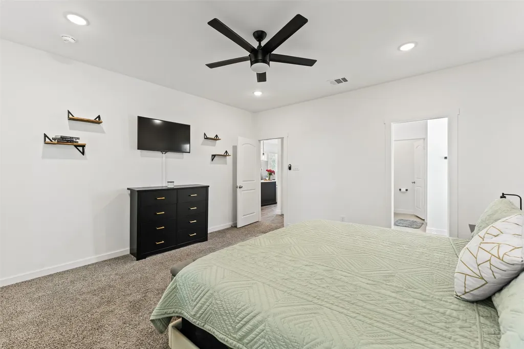 322 E Walnut Street Hillsboro TX 76645