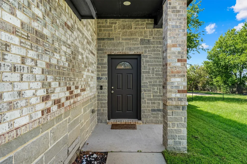 322 E Walnut Street Hillsboro TX 76645