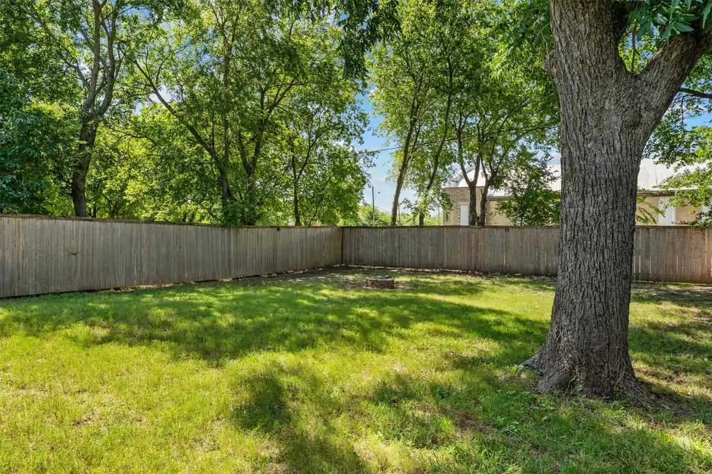 322 E Walnut Street Hillsboro TX 76645