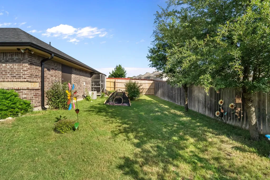 1261 Newcastle Drive Weatherford TX 76086