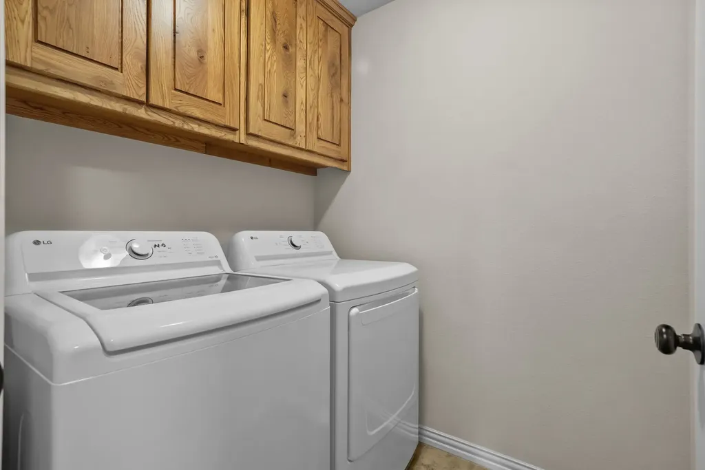 1261 Newcastle Drive Weatherford TX 76086