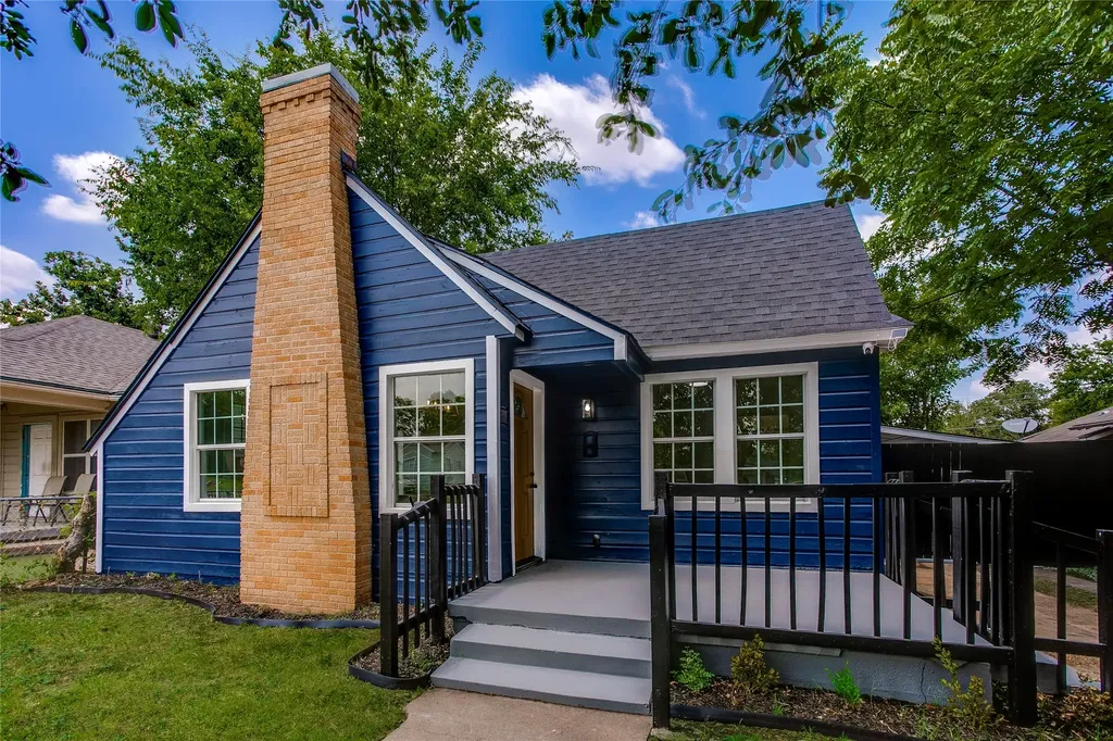 2635 Gladstone Drive Dallas TX 75211