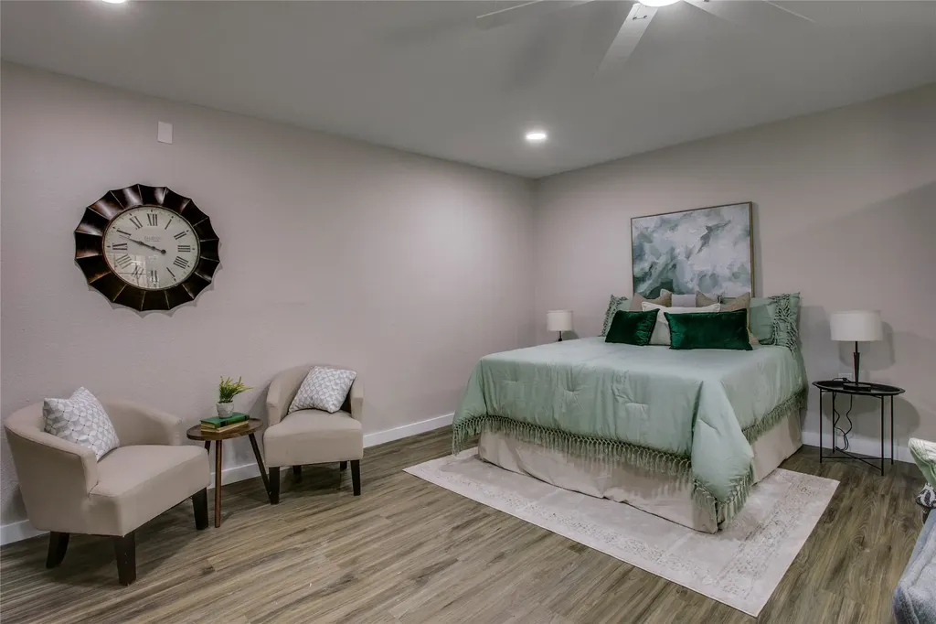 2635 Gladstone Drive Dallas TX 75211
