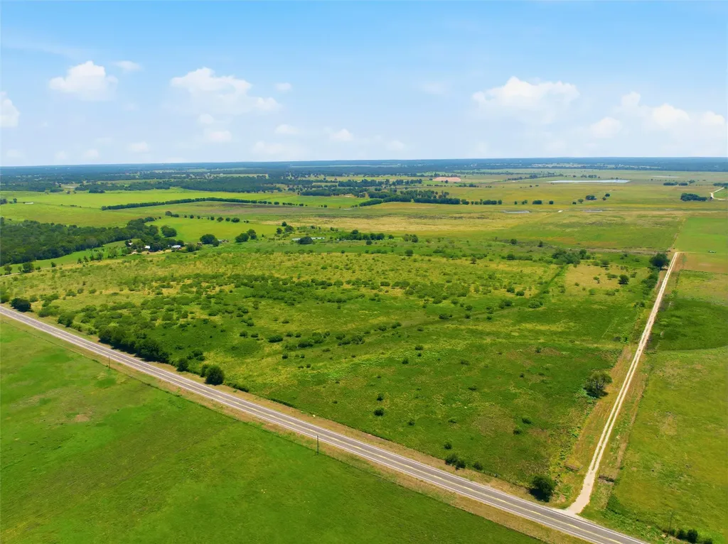 Tbd Fm 1600 Cameron TX 76520