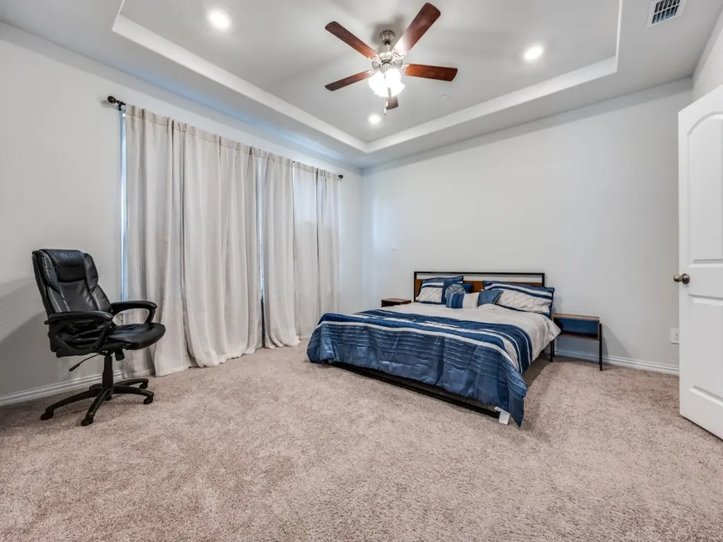 2094 Creekbluff Circle Lewisville TX 75010