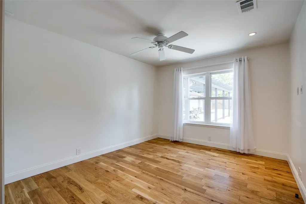 5857 Charlestown Drive Dallas TX 75230