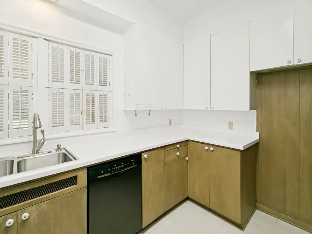 314 S Jackson Avenue Justin TX 76247