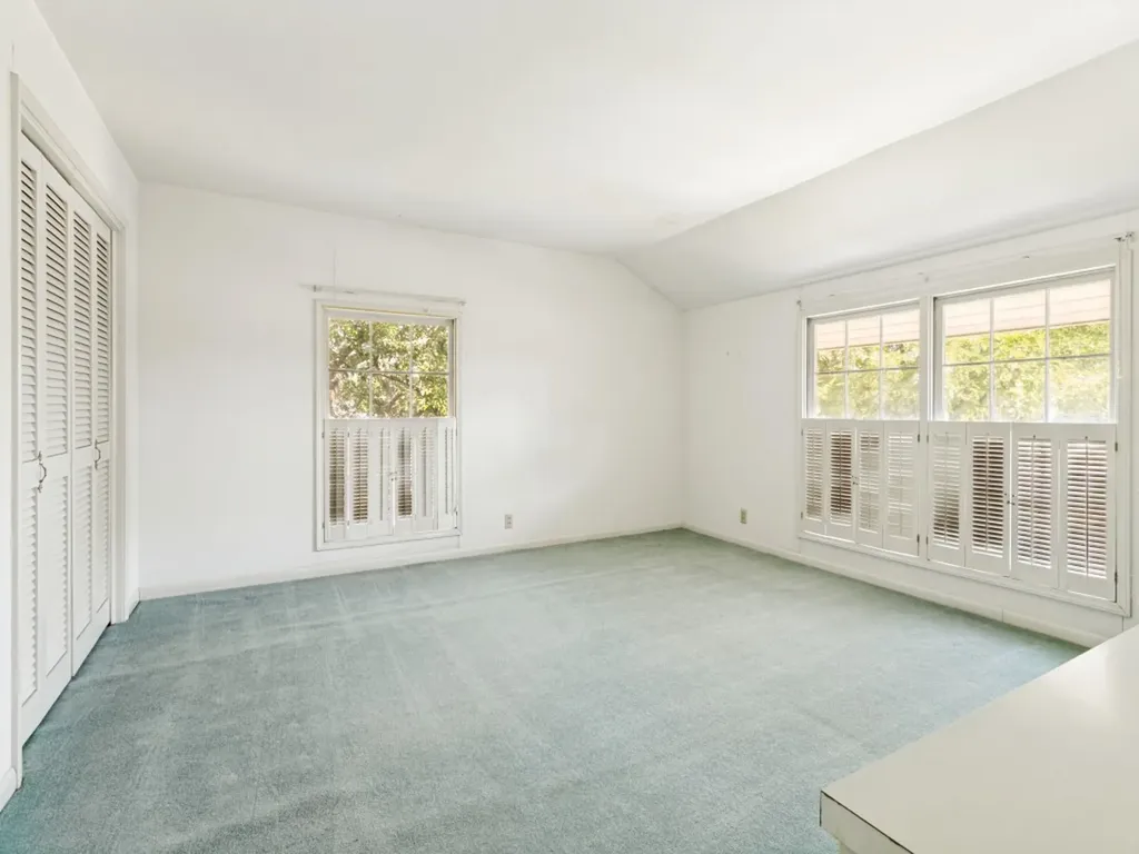 314 S Jackson Avenue Justin TX 76247