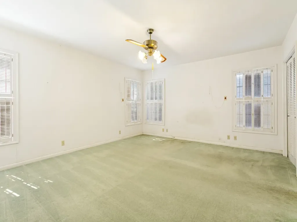 314 S Jackson Avenue Justin TX 76247