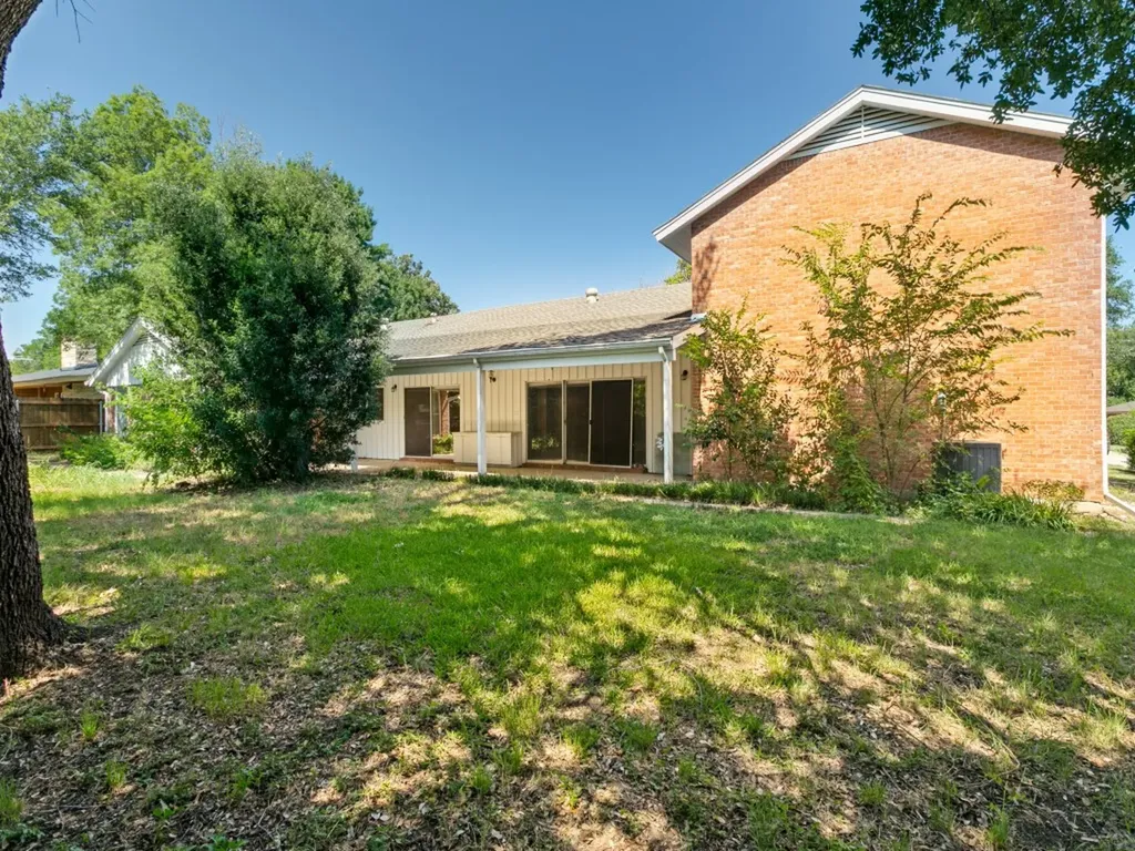 314 S Jackson Avenue Justin TX 76247