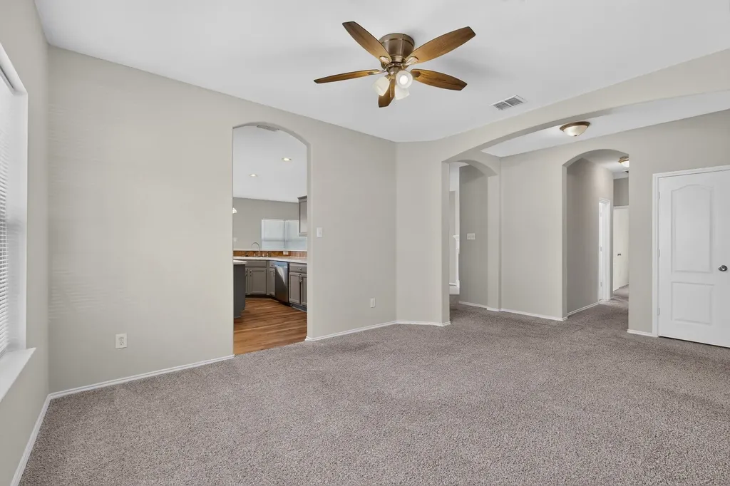 710 Bowie Lane Mansfield TX 76063