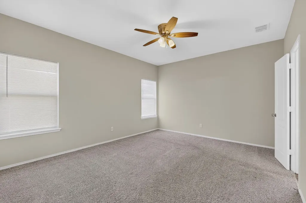 710 Bowie Lane Mansfield TX 76063
