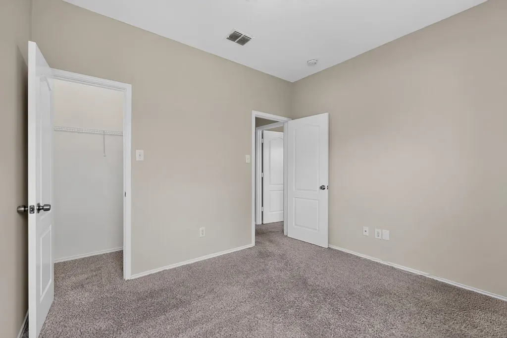 710 Bowie Lane Mansfield TX 76063