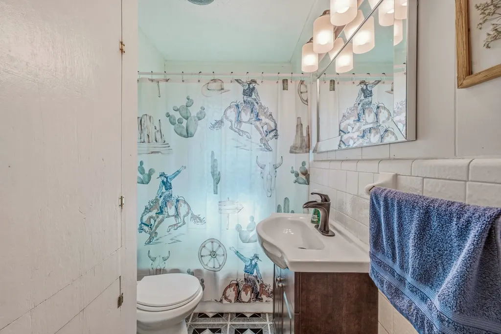 3704 County Road 801 Cleburne TX 76031