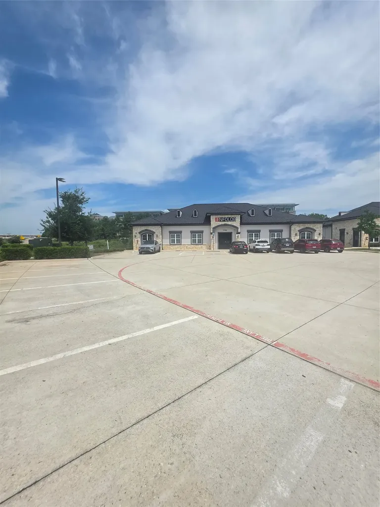 1193 W Carpenter Freeway Irving TX 75039