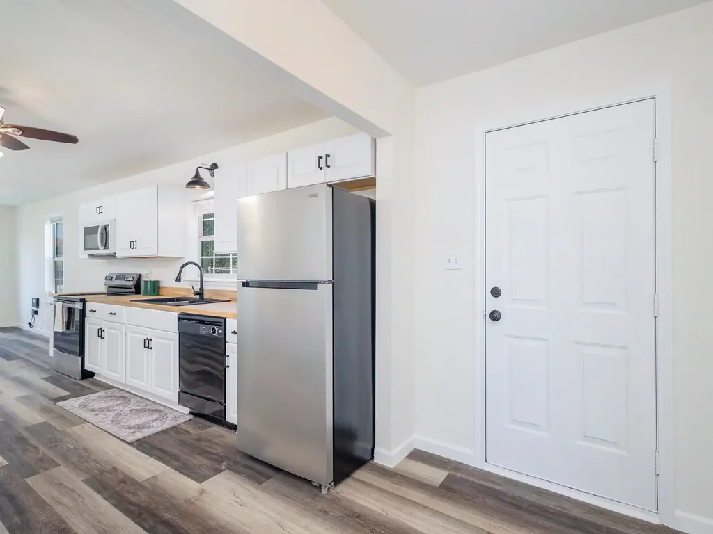 904 W 1st Street Coleman TX 76834