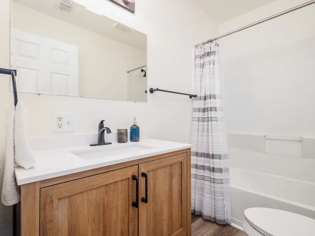 904 W 1st Street Coleman TX 76834