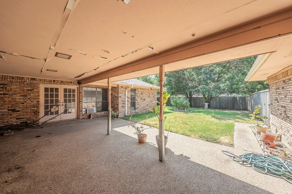 7720 Lone Moor Circle Dallas TX 75248