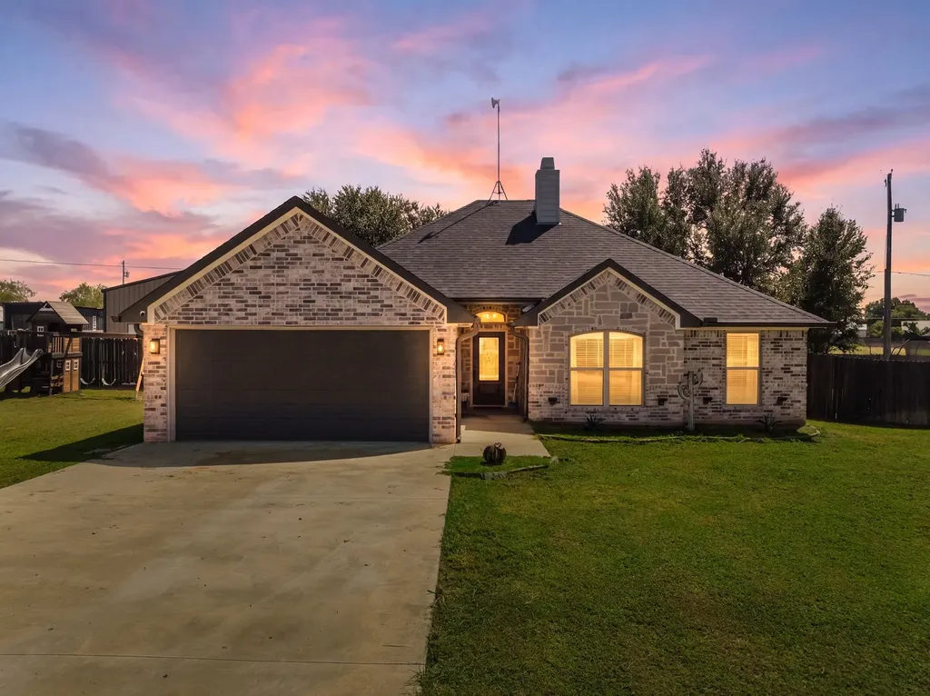116 Wildcat Way Whitney TX 76692