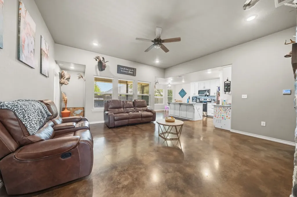 116 Wildcat Way Whitney TX 76692