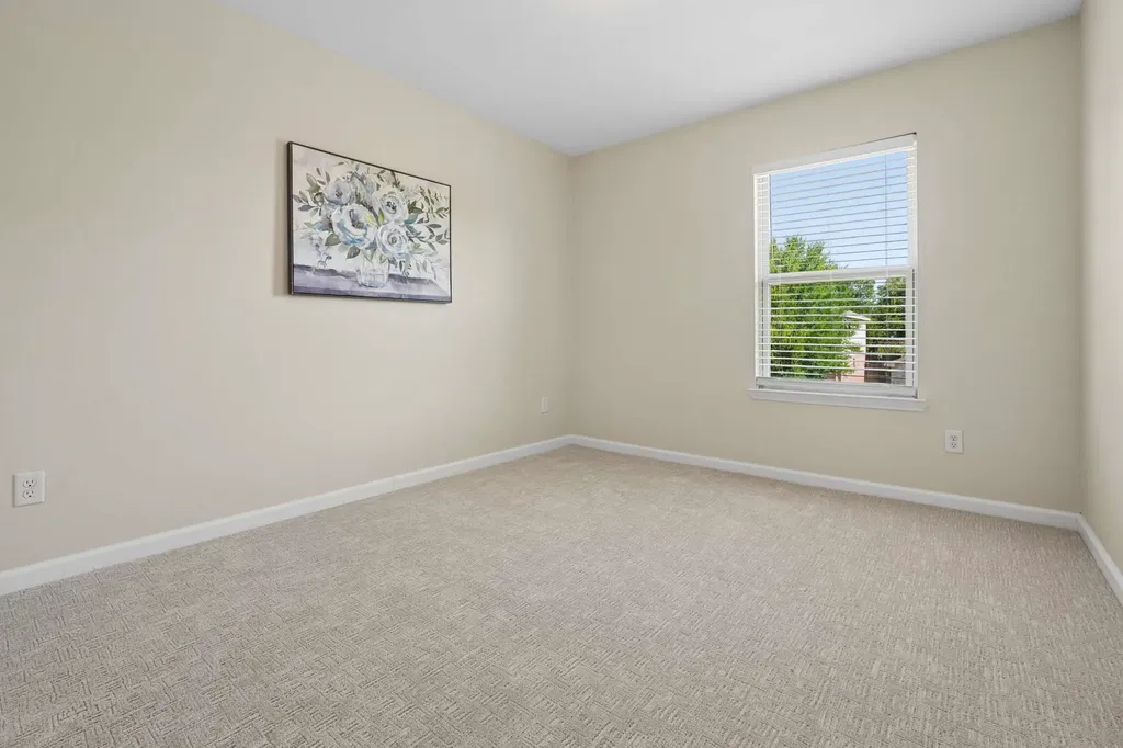 1825 Lynnwood Hills Drive Fort Worth TX 76112
