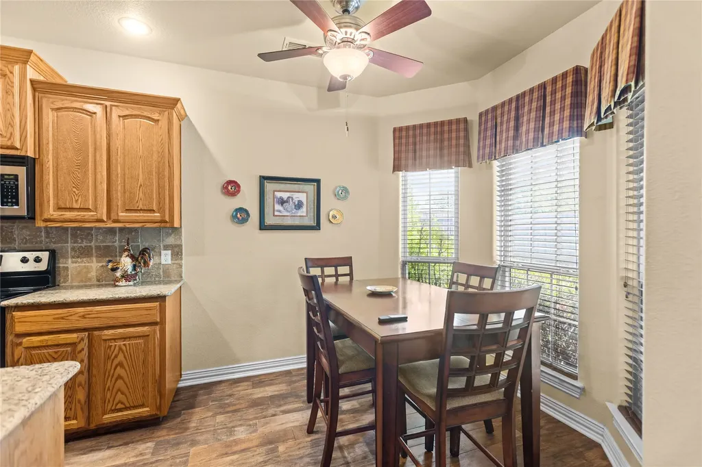 52 Cedar Bayou Circle Pottsboro TX 75076