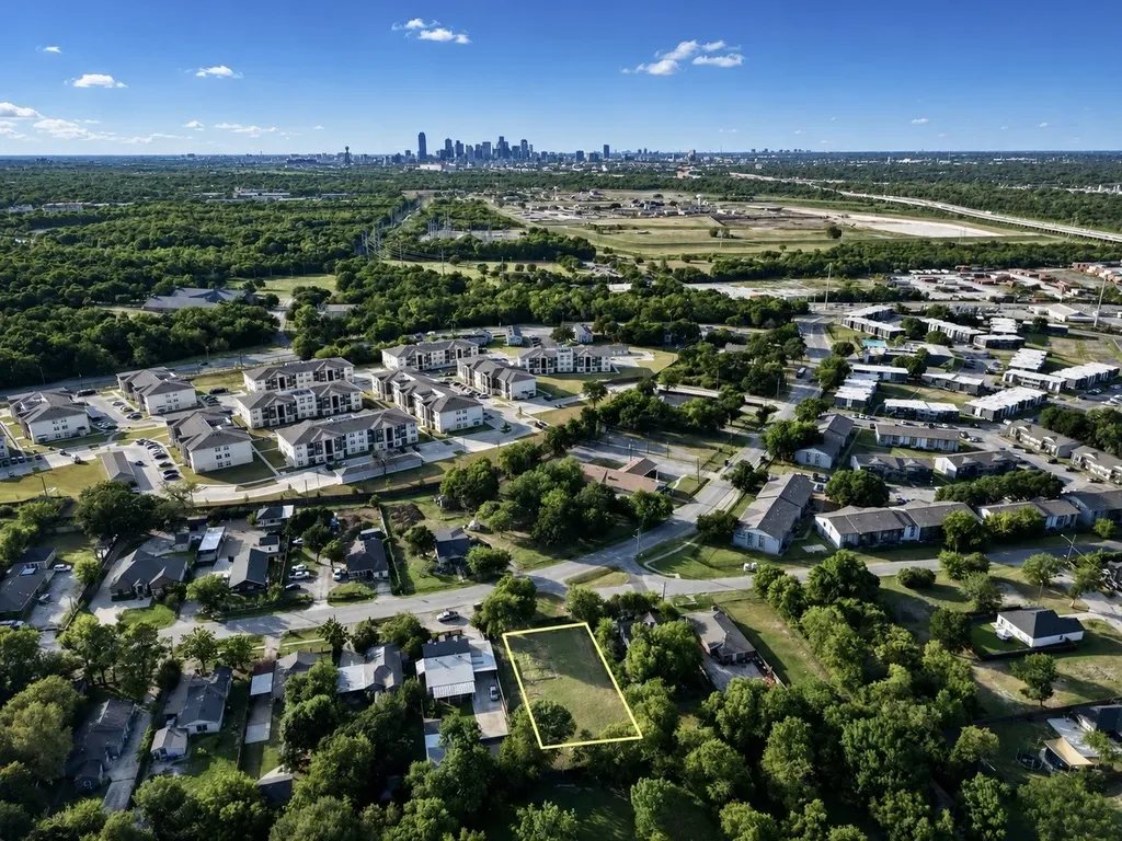 3348 E Overton Road Dallas TX 75216