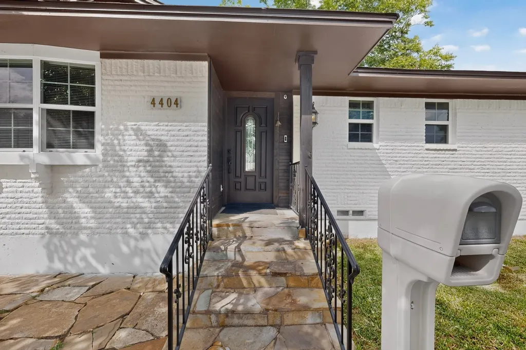 4404 Astor Road Mesquite TX 75150