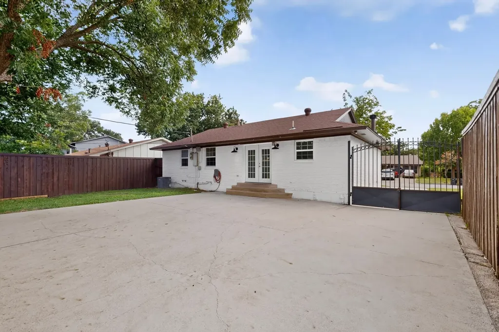 4404 Astor Road Mesquite TX 75150